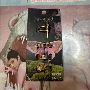 Melanie Martínez Gold 'Portals' Ring Set size 7